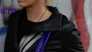 Diana Dumitrescu isi indeamna fanii sa citeasca! O carte iti va spune povesti ce iti vor cutremura sufletul