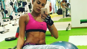 IOANA TAMAŞ face furori cu posteriorul ei! Nu a avut nici o reţinere să se pozeze AŞA