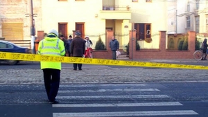 Un cantaret de muzica populara de la noi a dat cu masina peste un copil de cinci ani. Politistii au deschis dosar penal