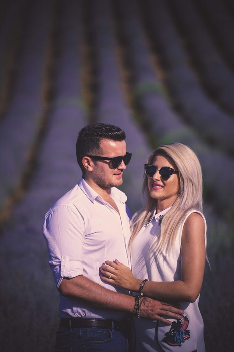 S-au cunoscut în urmă cu 5 luni, iar acum se pregătesc de nuntă! O cunoscută artistă de la noi se mărită