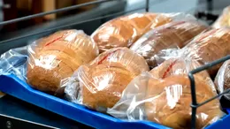 Singura pâine din comerț pe care ar trebui să o evităm, conform lui Vlad Ciurea! Românii o consumă în cantități mari