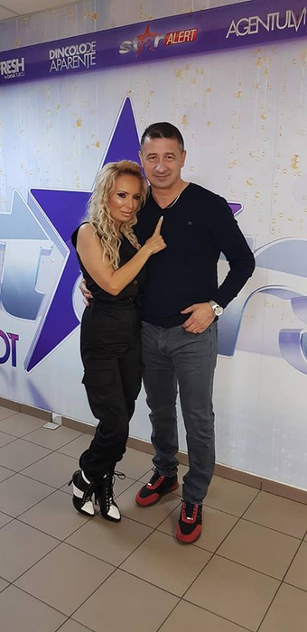 Daniela Gyorfi, fără lenjerie intimă în pat!