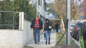 Gino Iorgulescu vrea sa-l insoare pe Mario si ii cauta apartament