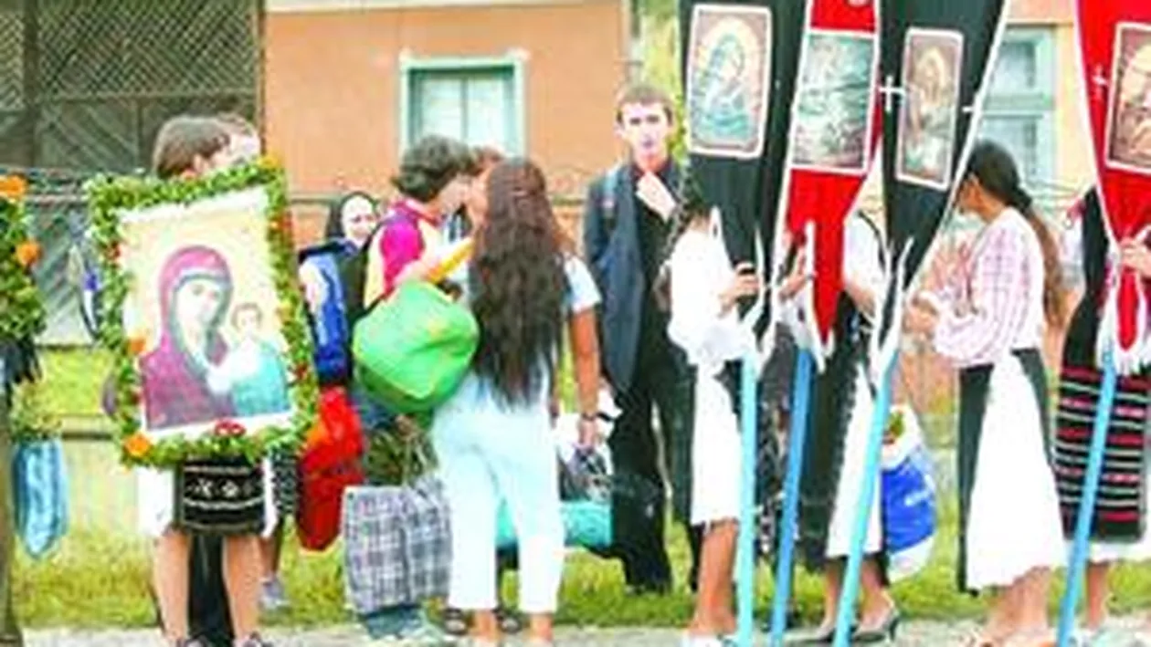 Minunile icoanei de la Nicula