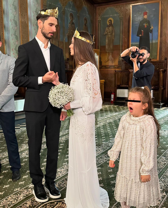 Ce a putut să facă Smaranda la nunta lui Theo Rose cu Anghel Damian. Foto: Instagram / Codin Maticiuc