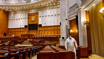 Un alt politician român, depistat pozitiv cu coronavirus după Vergil Chiţac. Sala de plen din Parlament a fost dezinfectată