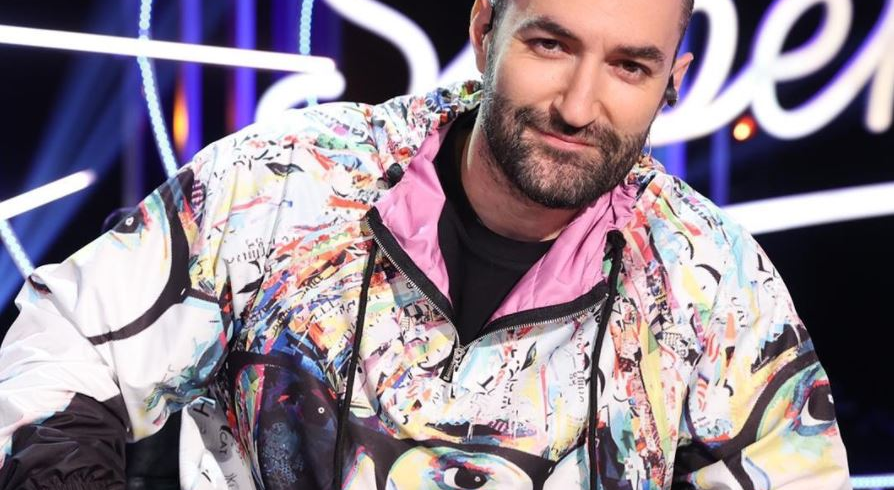 Ce gafă! Carla’s Dreams a plâns la Pro TV şi s-a demascat din greşeală! Şi-a uimit colegii de la Superstar