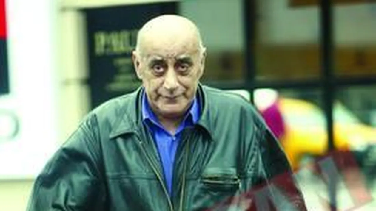Cum il tine in forma sotia pe Viorel Lis (66 de ani)
