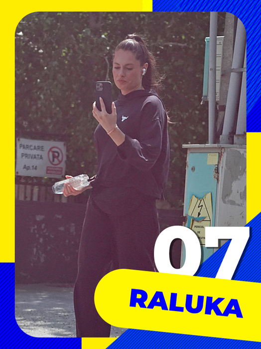 TOP 30 VEDETE care fac live-uri, story-uri și selfie în public, dar… Cum arată din celălalt unghi! Nici dacă te chinuiai nu le prindeai așa!