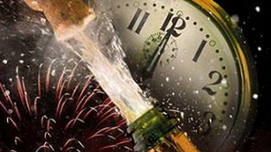 Traditiile romanilor pentru noaptea de Revelion si prima zi a anului, adunate de la sat si oras! Cum poti evita ghinionul