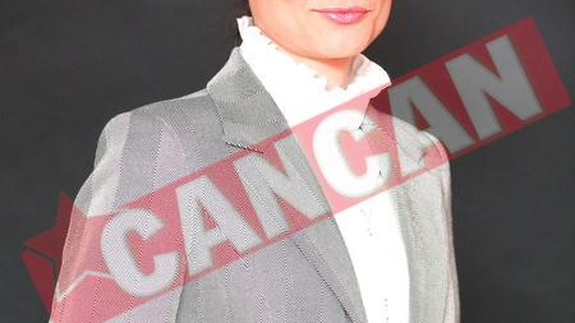 Super Nanny colectioneaza creioane colorate