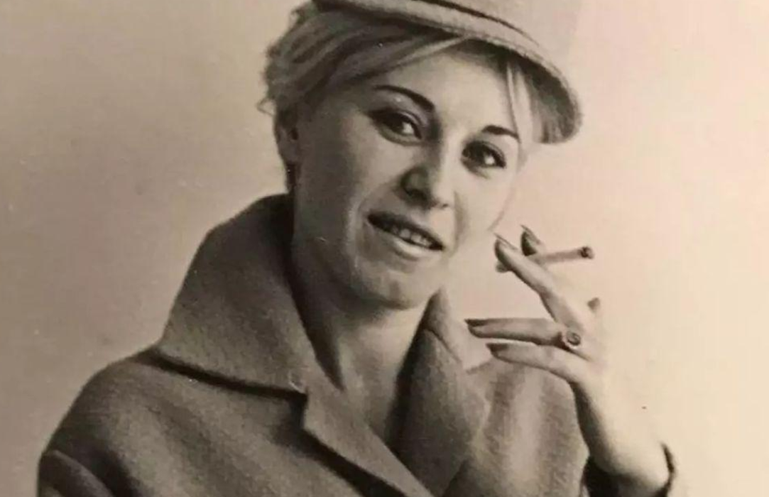 Mama Andreei Esca, în tinerețe / Foto: Facebook