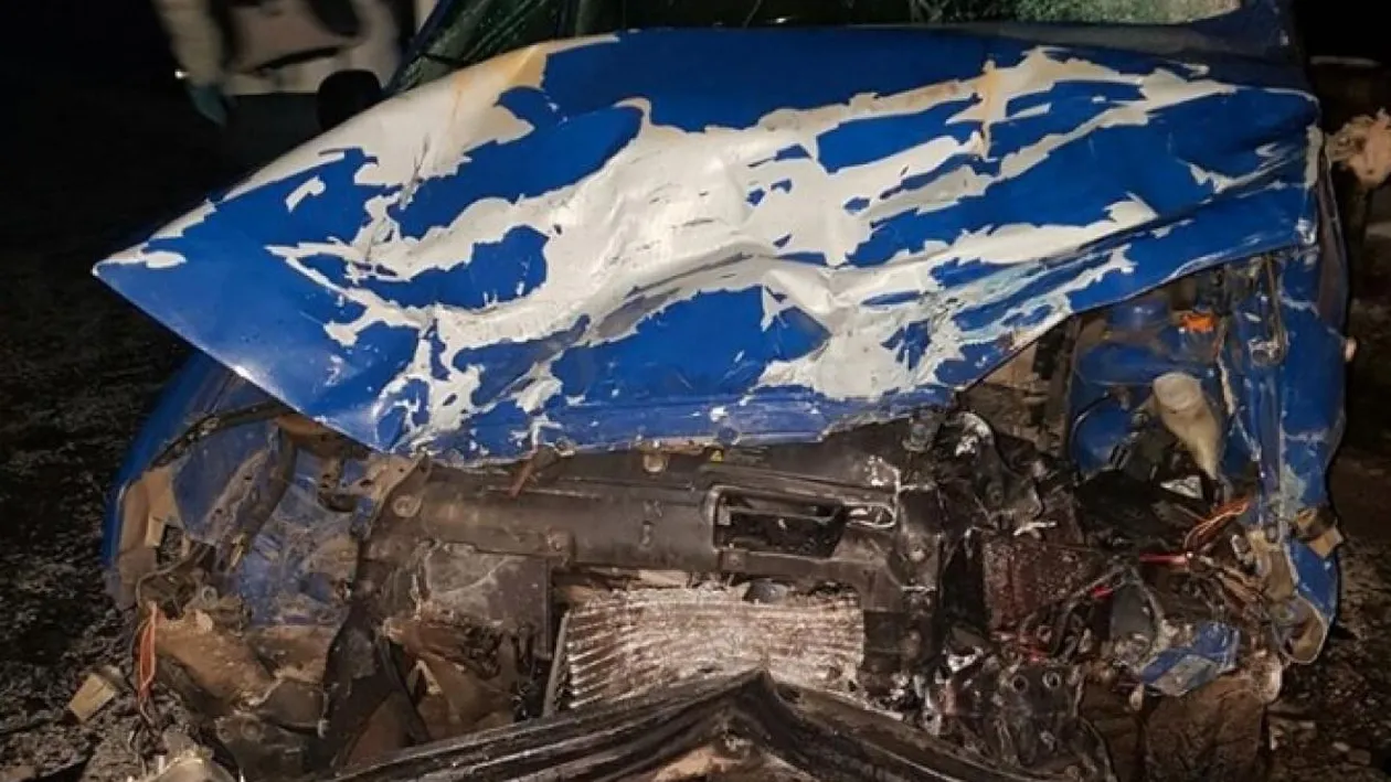 Accident terifiant în Harghita. Un bărbat şi-a pierdut soţia de 30 de ani şi cei doi copii