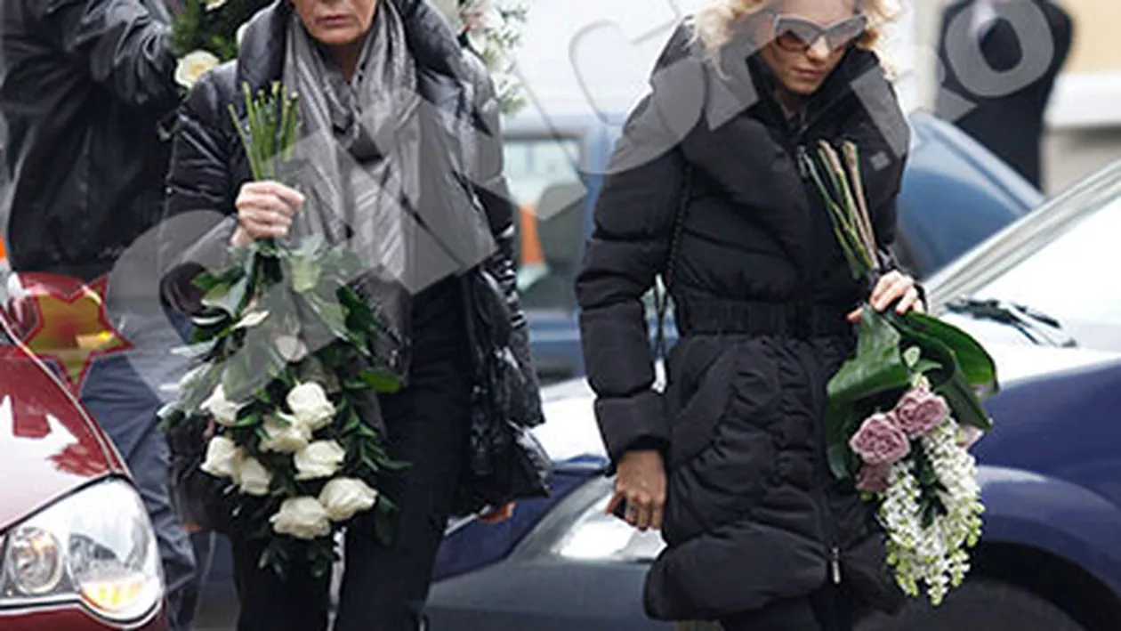 Jojo, sfâşiată de durere la căpătâiul lui Sergiu Nicolaescu! I-a adus o coroană imensă de flori