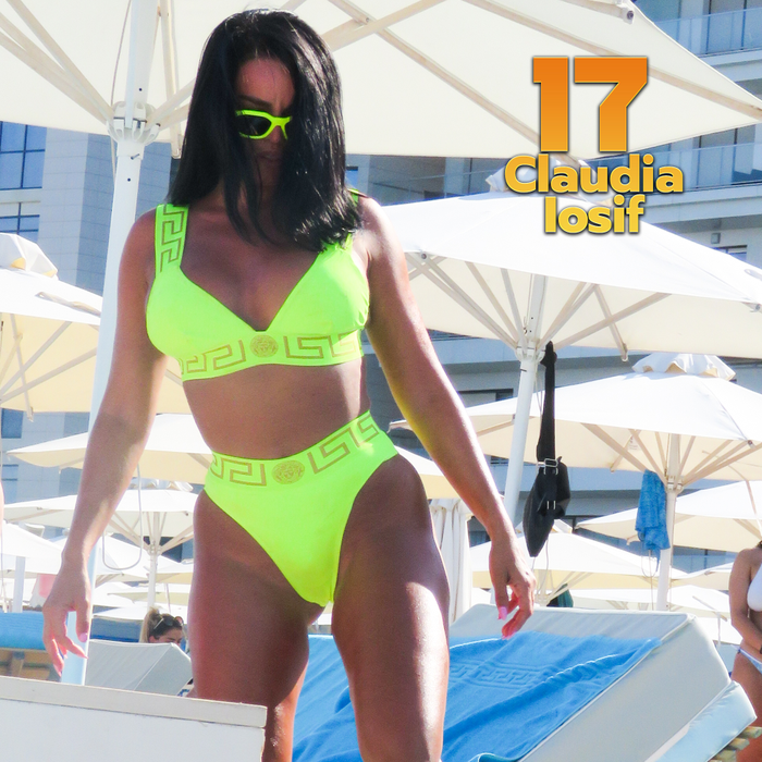 Super-imaginile cu Bianca, Delia + multe alte sexy-vedete la care minorii au accesul interzis!