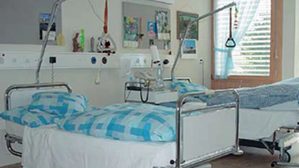 O fetita de noua luni din Calarasi a ajuns la spital cu muscaturi la ureche si vanatai pe corp!