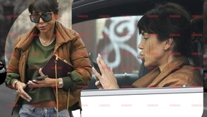 Denise Rifai, surprinsă în ipostaze inedite în trafic. Ce planuri are vedeta, după schimbările din viața ei