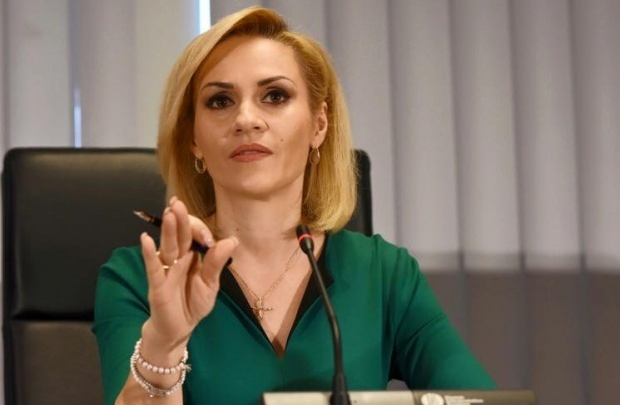 Anunțul făcut de Gabriela Firea: ”De mâine, elevii care învață în București au gratuitate pentru transportul public în comun”