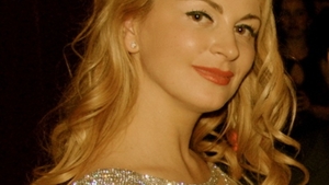 Delia Antal se urâţeşte după ce consumă carne: "Îmi ies coşuri, vreau să devin vegetariană"