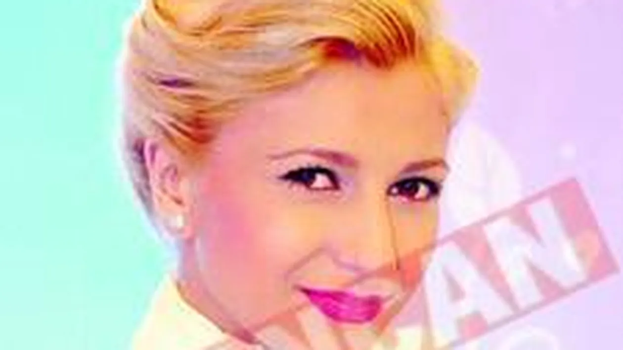 Simona Dichiseanu si Lora (Wassabi) isi scot ochii in culise