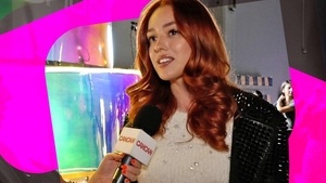 Regele şoselelor nu a putut să o convingă nici acum... Soția lui Zed conduce o mașină modestă, deși are în garaj cele mai extravagante modele. Motivul este uluitor!