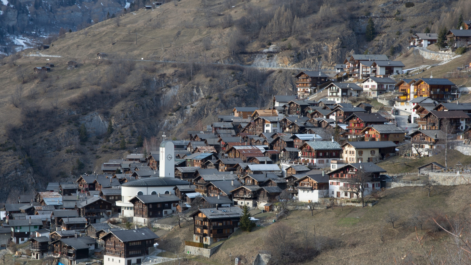 Țările care oferă bani străinilor pentru a se muta acolo. Unele acordă zeci de mii de euro noilor rezidenți