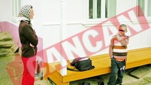 Baietel de 9 ani, violat de vecinul sau de 14 ani