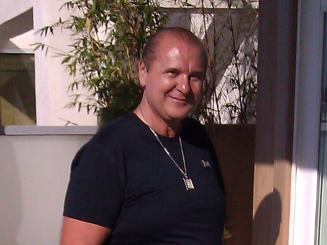 Un impostor se folosește de identitatea lui Nick Rădoi: ”Să fiți mai atenți cu cine vorbiți”