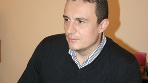 "Deputatul cu Lamorghini" vrea sa dea o lege pentru el si cumatru' Prigoana! Vezi cum e posibil