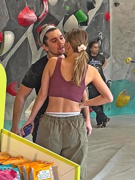 Concurenții de la Power Couple au dat frâu liber sentimentelor, în public (Foto: CANCAN.RO)