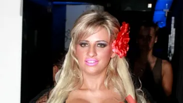 Sanziana Buruiana: In Italia, toata lumea intorcea capul dupa mine