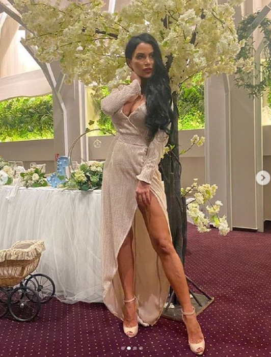 Daniela Crudu, din nou activă pe rețelele de socializare! Fosta asistentă TV arată mai fresh ca niciodată după bătaia de luna trecută FOTO