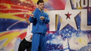 Il mai tineti minte pe Robo de la "Romanii au talent"? A dansat langa Loredana si s-a imbogatit. Afla cum