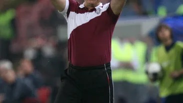 SURPRIZA! El e antrenorul iesit la pensie care isi face cumparaturile in cele mai scumpe magazine din Bucuresti!