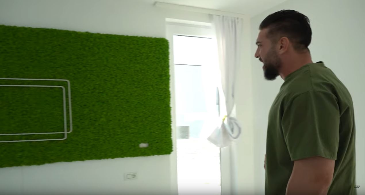 Incredibil! Ce a putut să pună Dorian Popa pe peretele biroului din casa de 300.000 de euro | FOTO