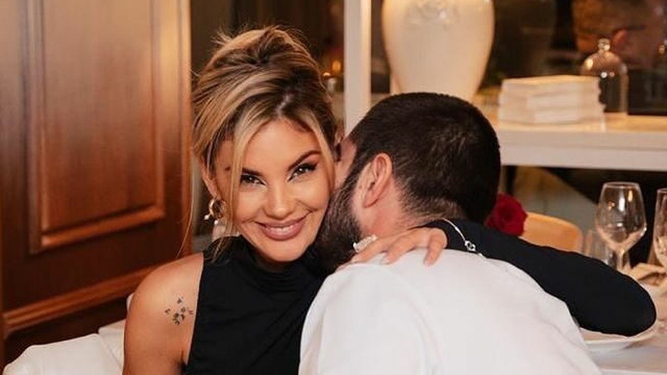 Moment emoționant: cum a cerut-o Cătălin Cazacu pe Ramona Olaru de soție