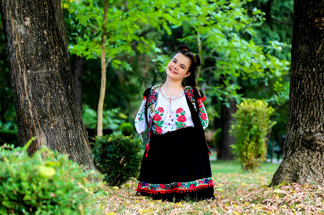 Lorelai Moșneguțu, fata fără mâini care a câștigat ”Românii au talent”