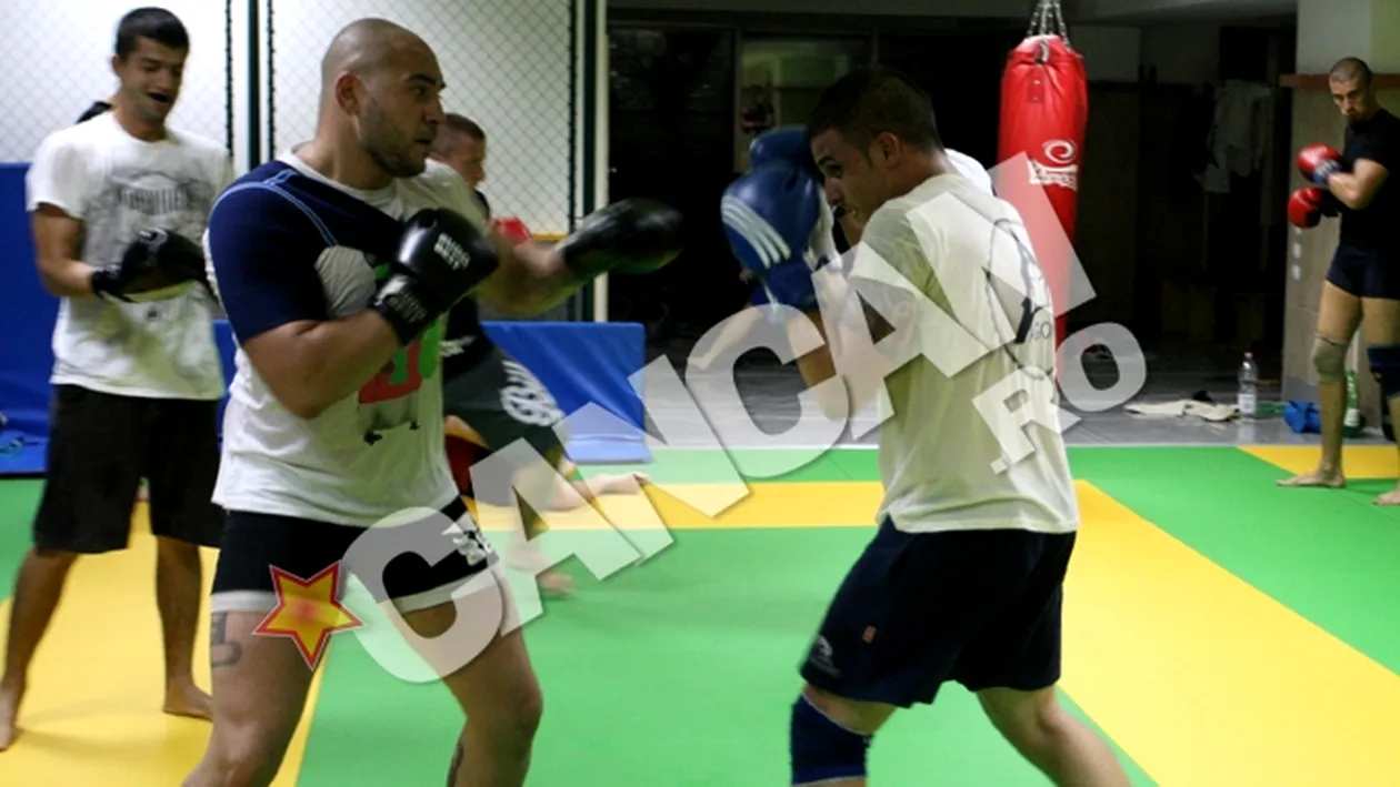 Fiul doctorului Ciomu se antreneaza cu Ursul Carpatin sa debuteze in MMA