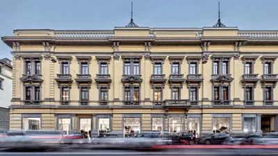 Majorare spectaculoasă de salarii! Lanțul uriaș care operează și în România dă bani mai mulți angajaților