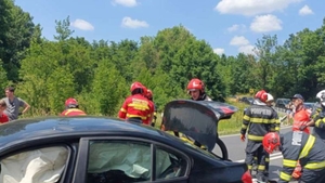 Trafic blocat total după un accident mortal pe DN1. O femeie nu a mai putut fi salvată