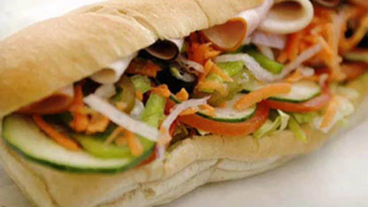 Piata Fast - Food din Romania creste! SUBWAY va deschide restaurante si la noi!