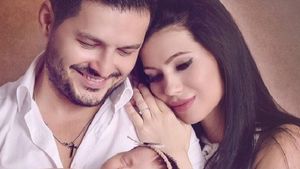 Liviu Vârciu şi Anda Călin se pregătesc de botezul micuţei Anastasia Maria. Au ales naşii şi restaurantul pentru petrecere. Câţi invitaţi sunt aşteptaţi