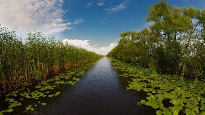 Cât costă o vacanță de Paște în 2026. Prețurile pentru mare, munte sau Delta Dunării