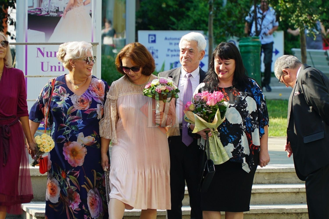 Câți ani are mireasa acestui bărbat de 83 de ani din Iași. Ofițerul de la Starea Civilă a crezut că nu vede bine. FOTO