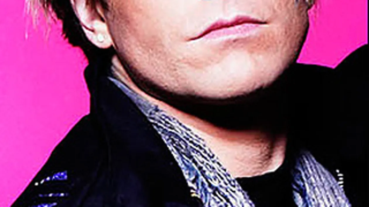 A incercat sa profite de Cheeky Girls!