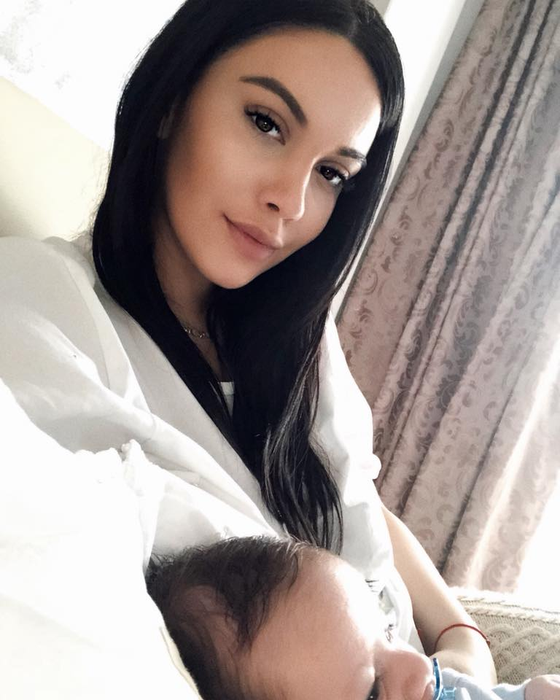 Betty Salam, revenire spectaculoasă în muzică. Lansează o melodie împreună cu tatăl ei: “Nu va fi manea”