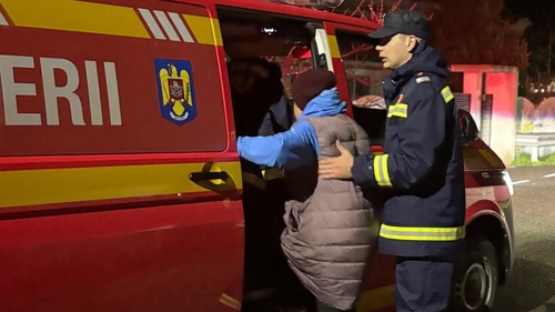 Alertă de cod portocaliu de inundații. Un drum județean a fost închis ca urmare a unei alunecări de teren