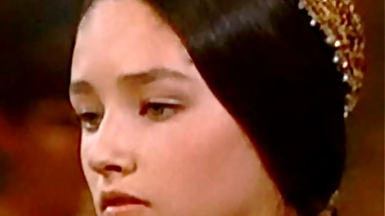 Fecioara Maria Olivia  Hussey din film, a ajuns la 66 de ani. Cum arată acum