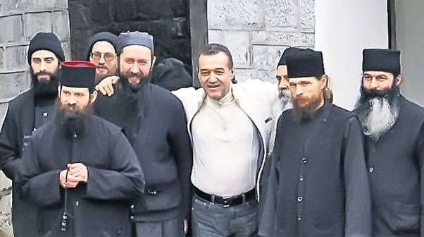 Gigi Becali, donaţie uriaşă la Muntele Athos! Suma i-a uluit pe călugări