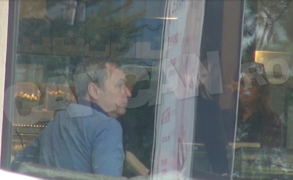 Mircea Rednic antrenează în cafenele. Ce a făcut tehnicianul la întâlnirea cu o femeie